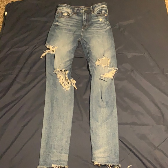 American Eagle High-Waisted Skinny Jeans - Picture 2 of 2